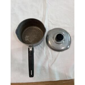 VTG Magnalite Classic 2 Qt Sauce Pan with Lid Chicago Cutlery #4682